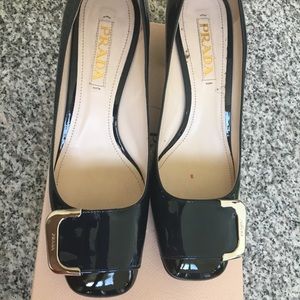 Prada 8.5 /38.5shoes patent navy leather pump